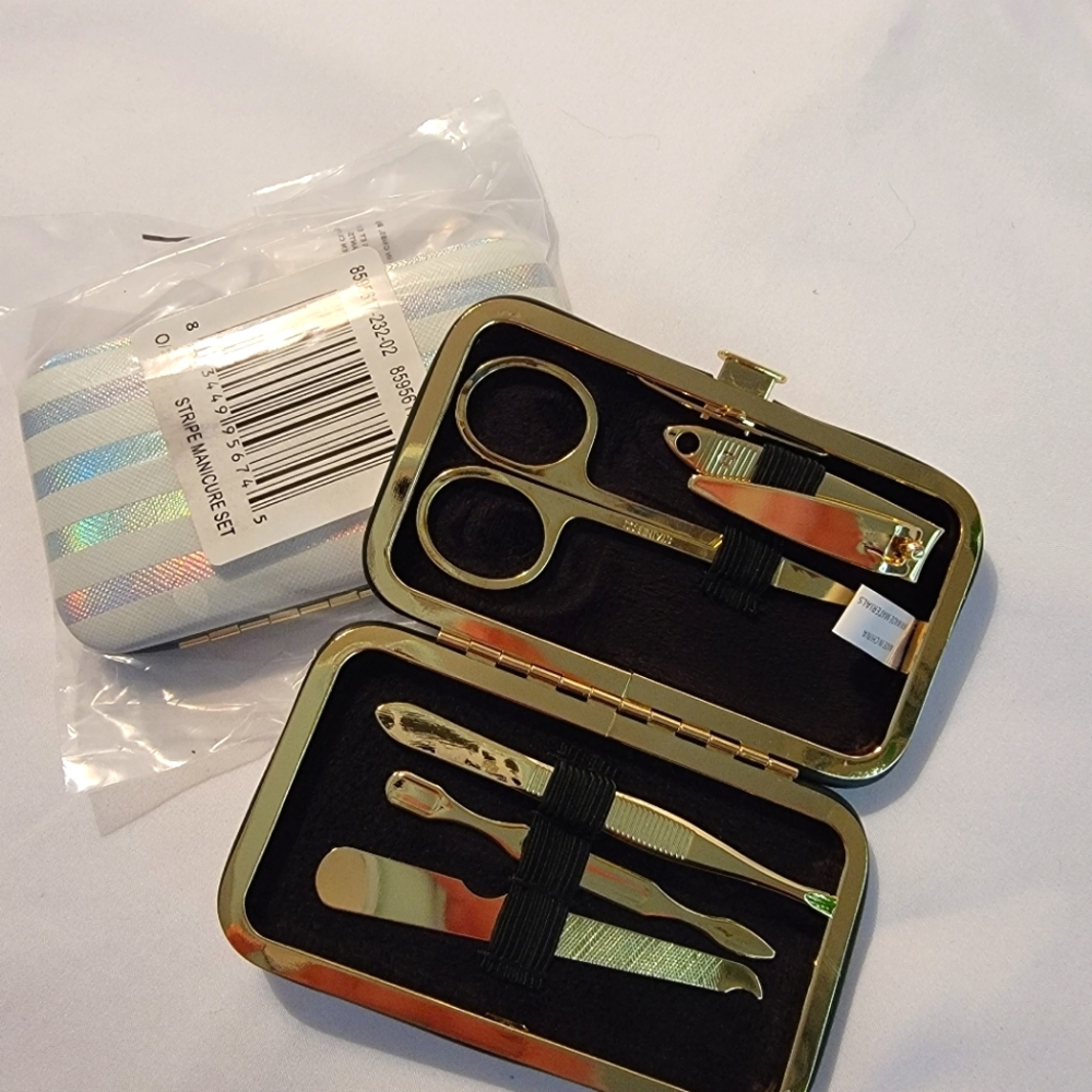 Travel Manicure Set